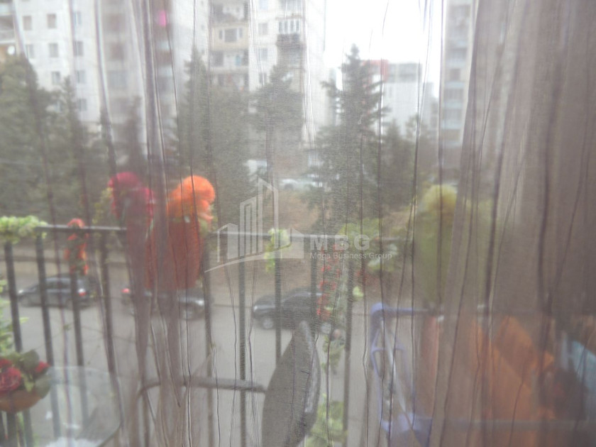 For Sale Flat, in Nutsubidze micro-districts (I-V)