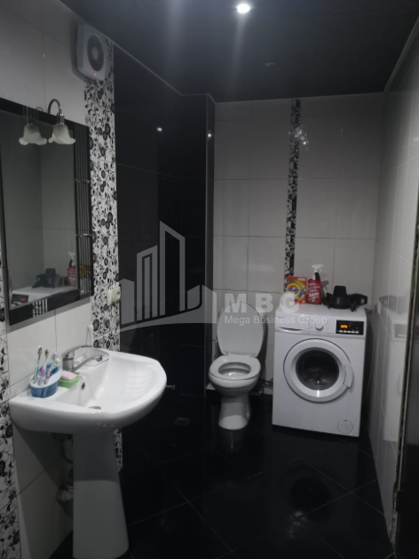 For Sale Flat, in Sanzona