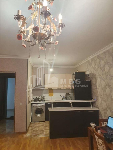 იყიდება ბინა, ისანი