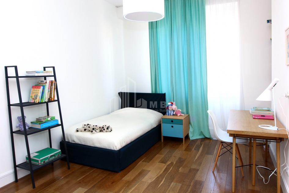 For Sale Flat, in Vake