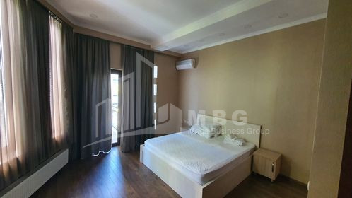 For Rent House - Villa, in Vake