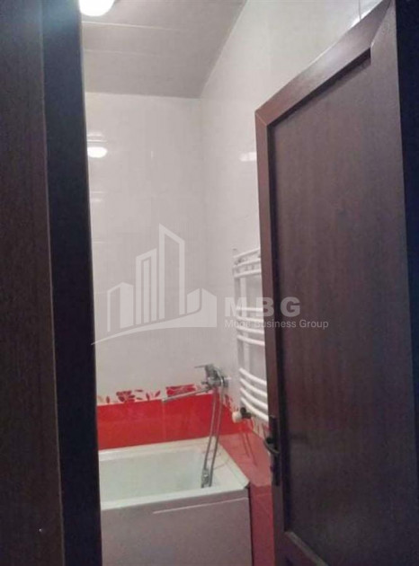 For Sale Flat, in Varketili