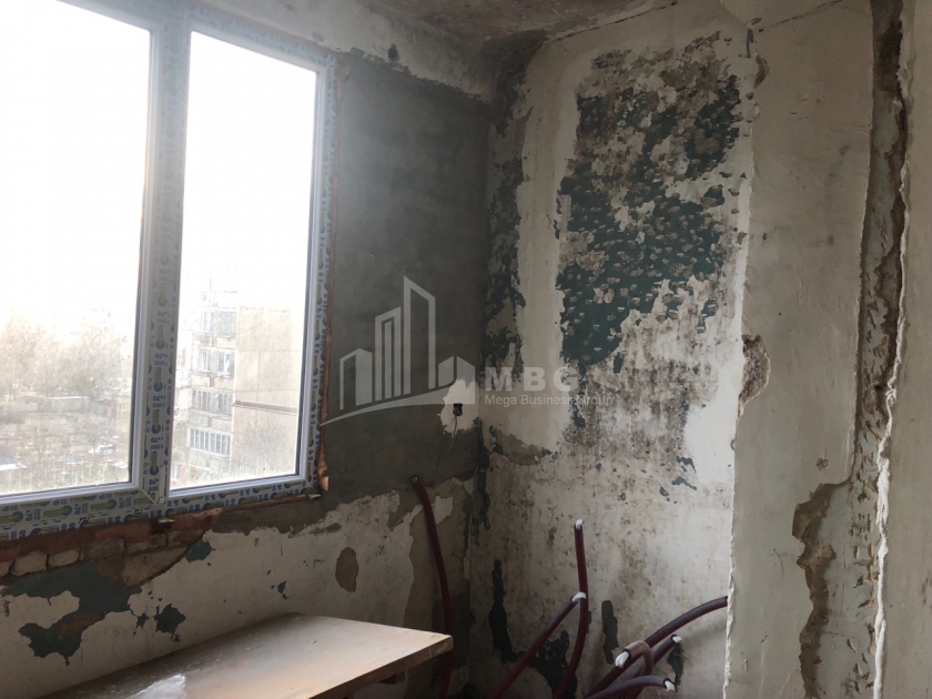 For Sale Flat, in Varketili