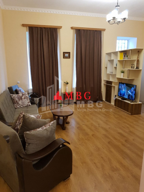 For Sale Flat, in Okros ubani