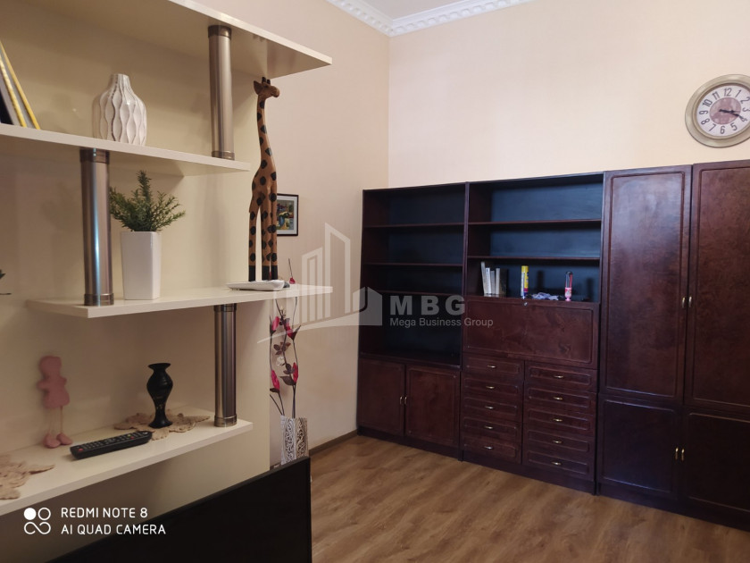 В аренду Квартира, в Окрос убани