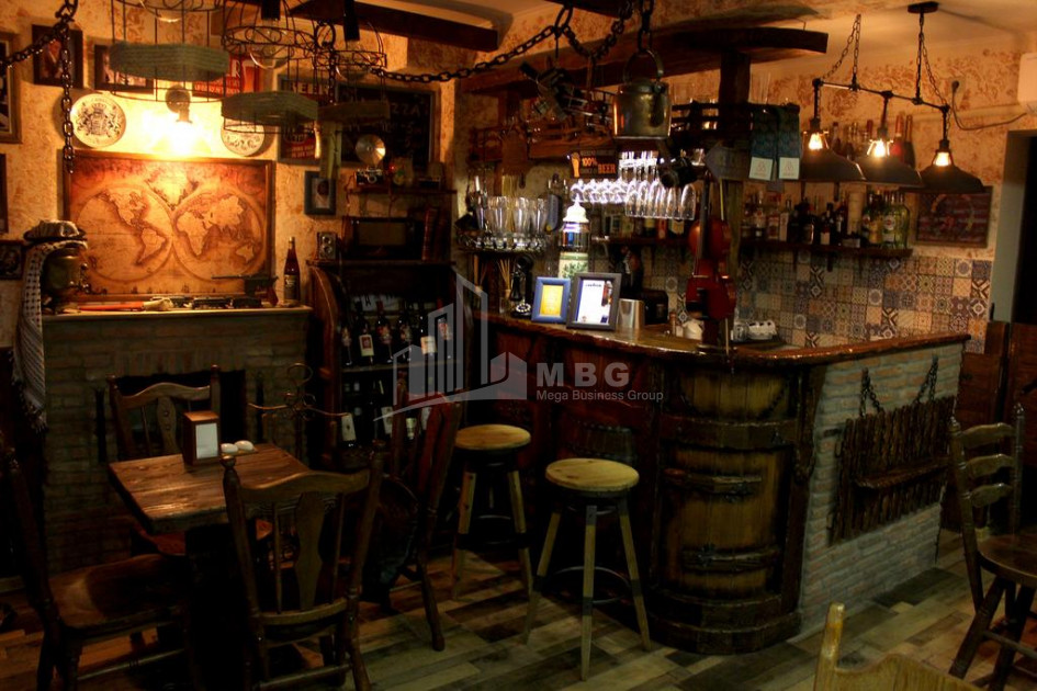 For Rent Hotel - Resort Commercial, in Abanotubani