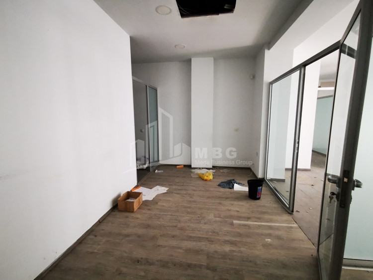 For Sale Витражный фасад Commercial, in Kaspi