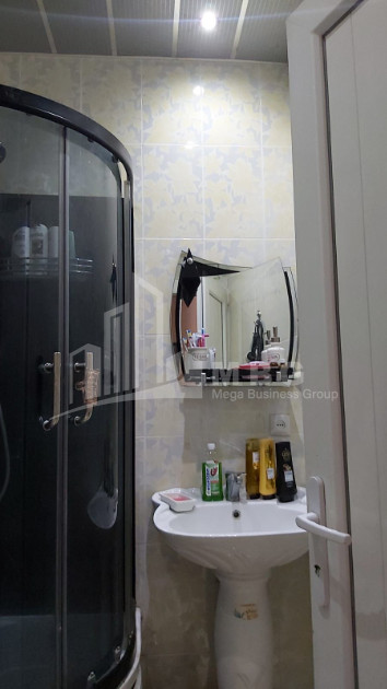 იყიდება ბინა, გლდანის მასივი