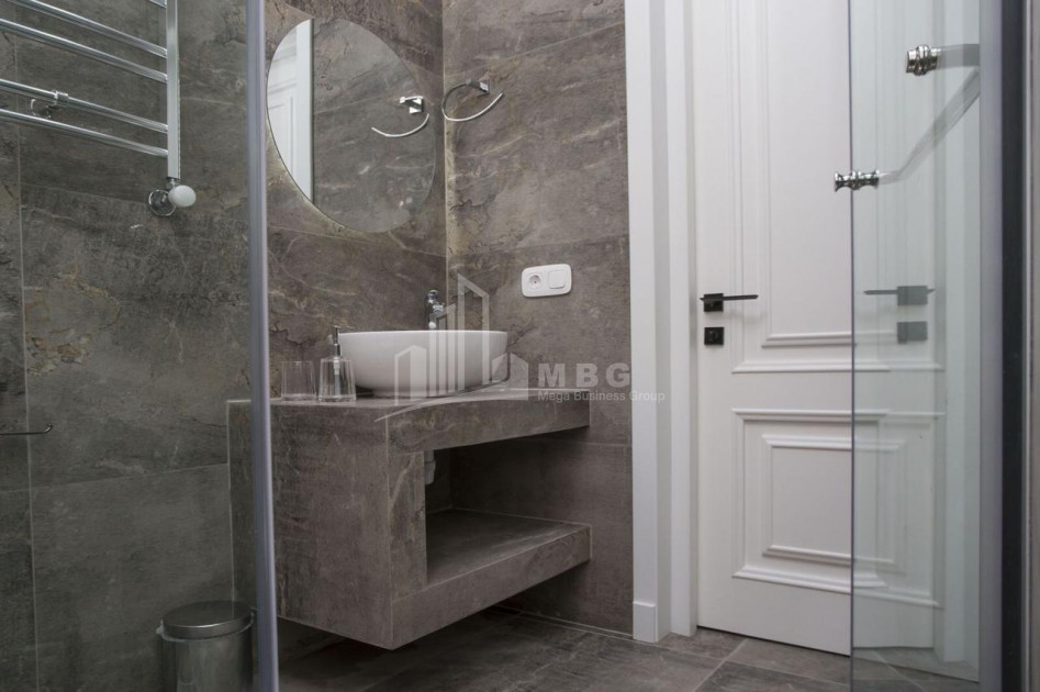 For Rent Flat, in Mtatsminda