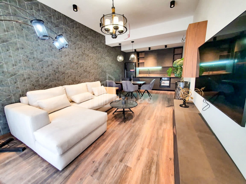 იყიდება ბინა, ვაკე