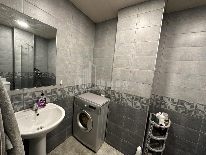 For Sale Flat, in Vedzisi