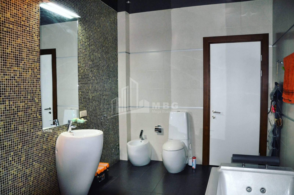 For Sale Flat, in Saburtalo