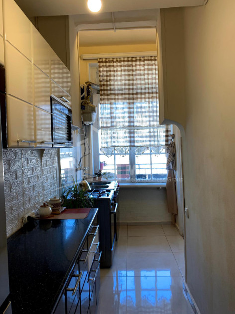 იყიდება ბინა, საბურთალო