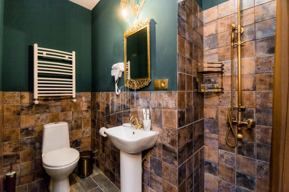 იყიდება სასტუმრო - რეზორტი კომერციული ფართი, პლეხანოვი