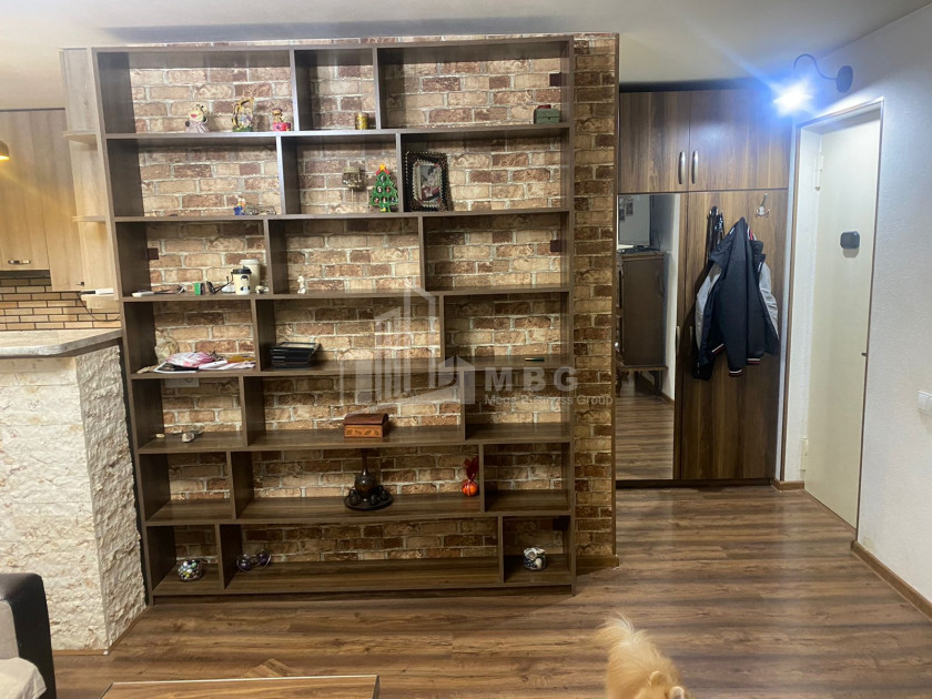 For Rent Flat, in Digomi Massive