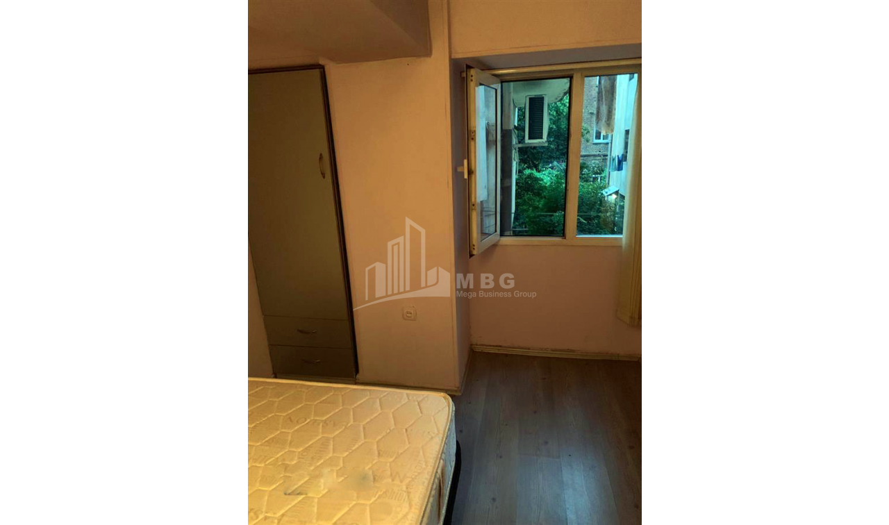 For Sale Flat, in Vera