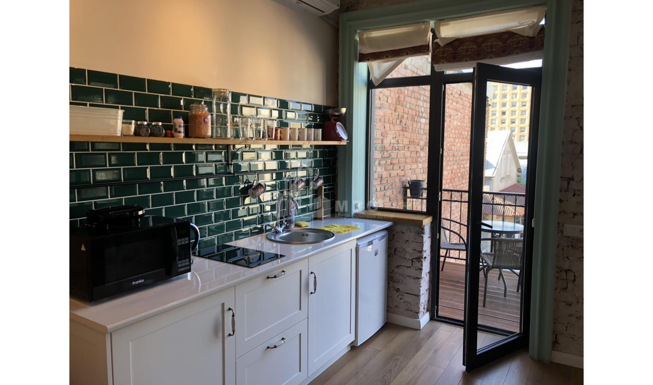 For Sale Flat, in Sololaki