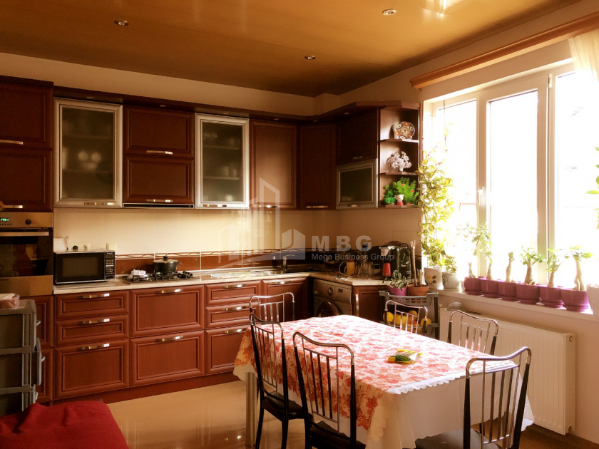For Sale House - Villa, in Gldanula