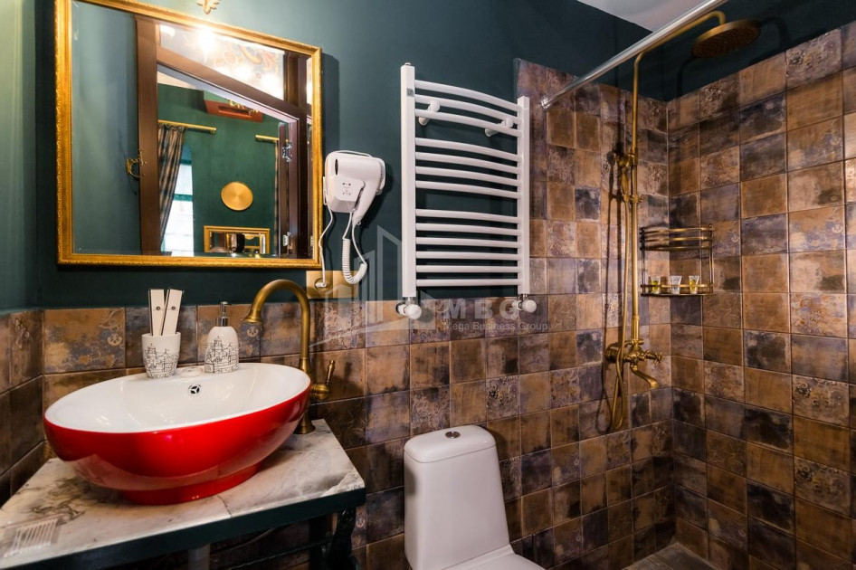 იყიდება სასტუმრო - რეზორტი კომერციული ფართი, პლეხანოვი