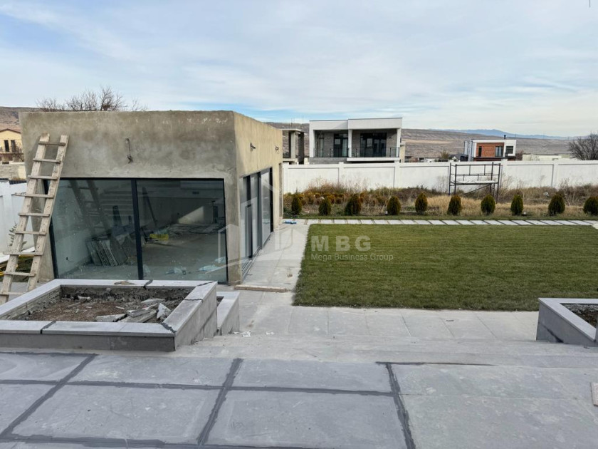 Продается Дом - Вилла, в Тхинвали