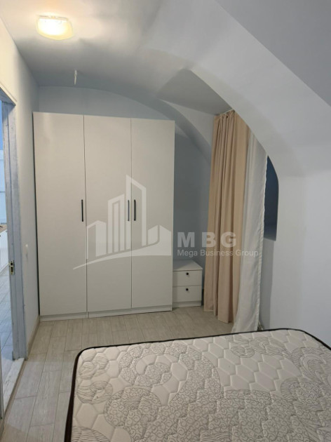 Продается Старое здание Квартира На улице А. Чикобава, ჩუღურეთი