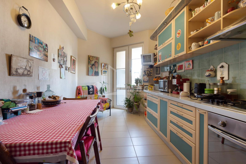 For Sale Flat, in Vake