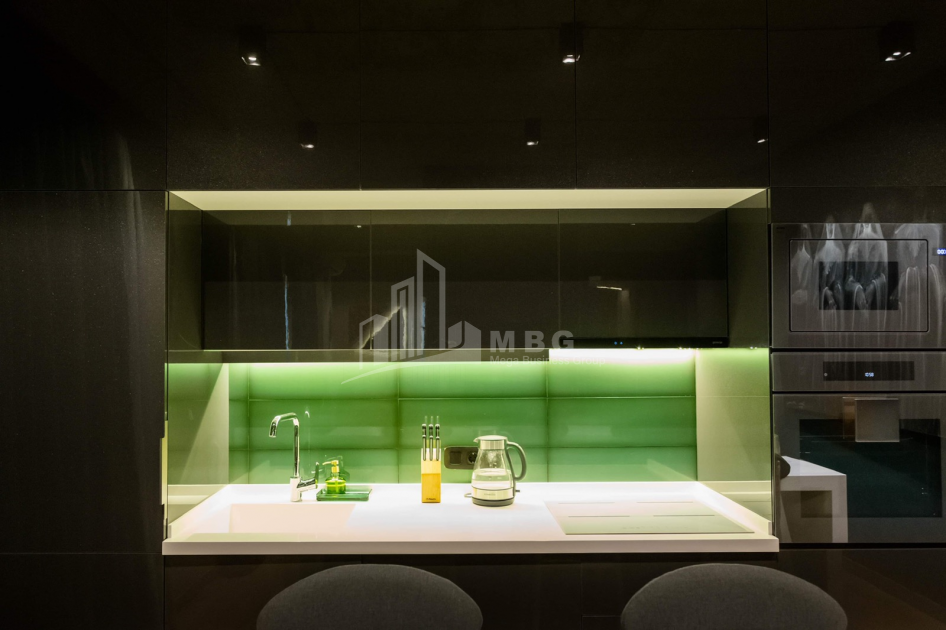 For Sale Flat, in Bagebi