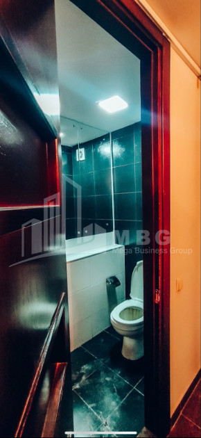 For Sale Витражный фасад Commercial, in Vake