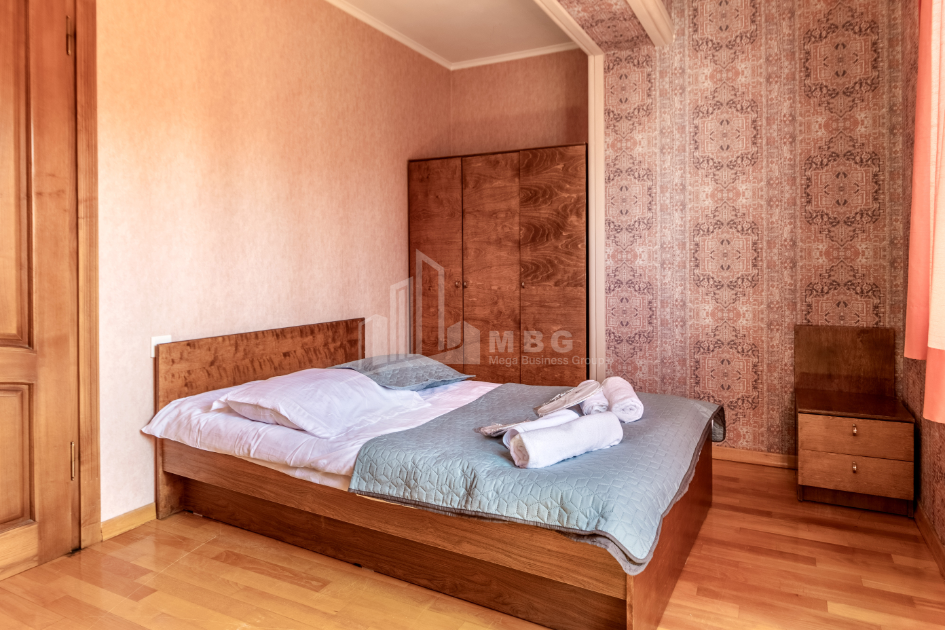 For Rent Flat, in Krtsanisi District