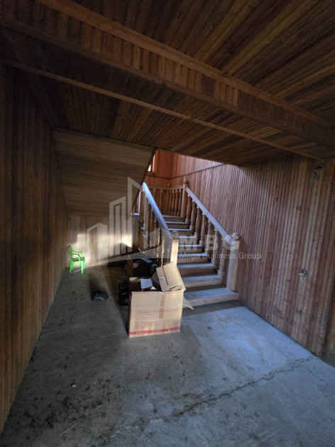 იყიდება ძველი აშენებული სახლი - აგარაკი ზემო ნატანებში, ოზურგეთი