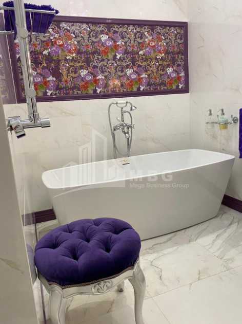 For Sale Flat, in Vake