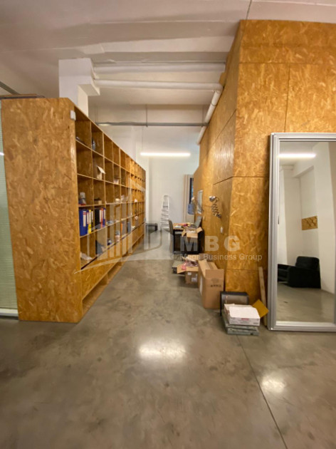 For Rent For office Commercial, in Sololaki