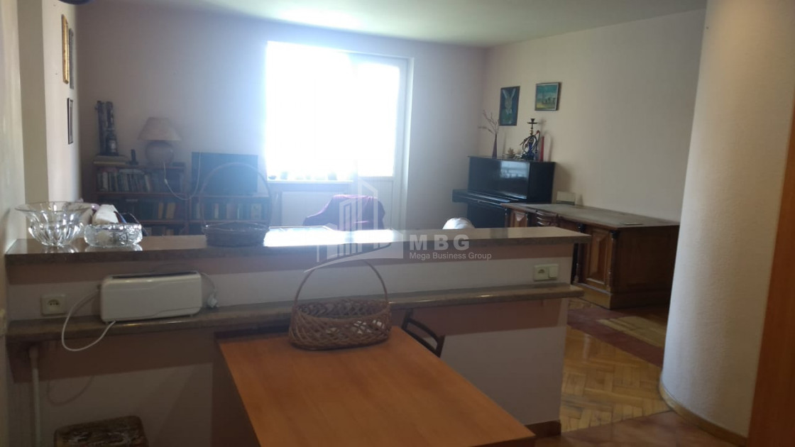 For Sale Flat, in Vake