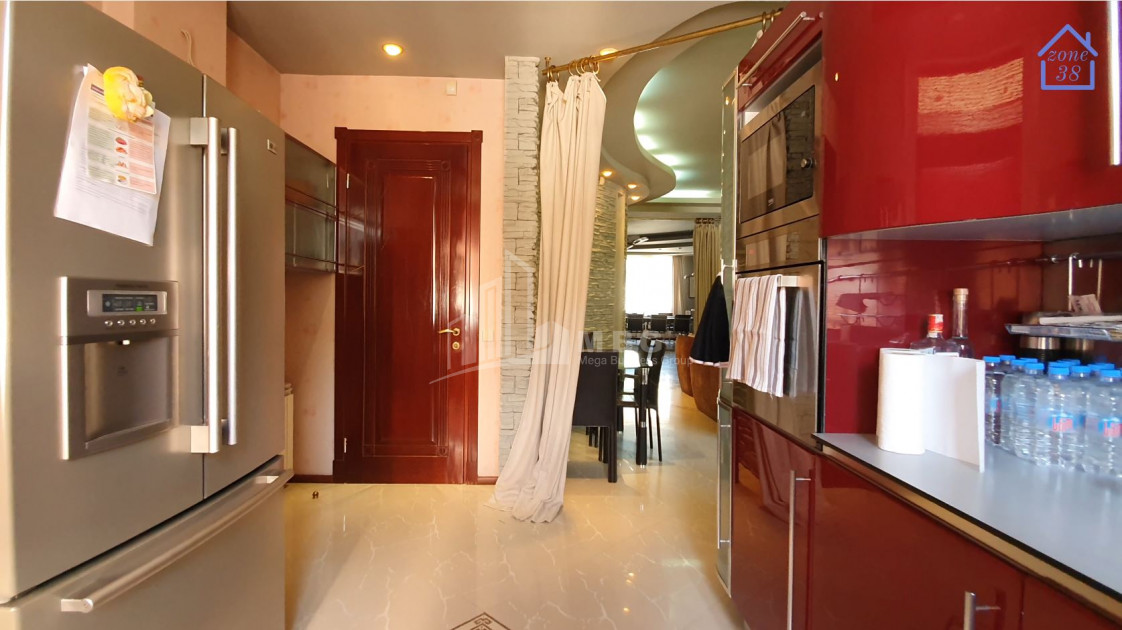 For Sale Flat, in Vake