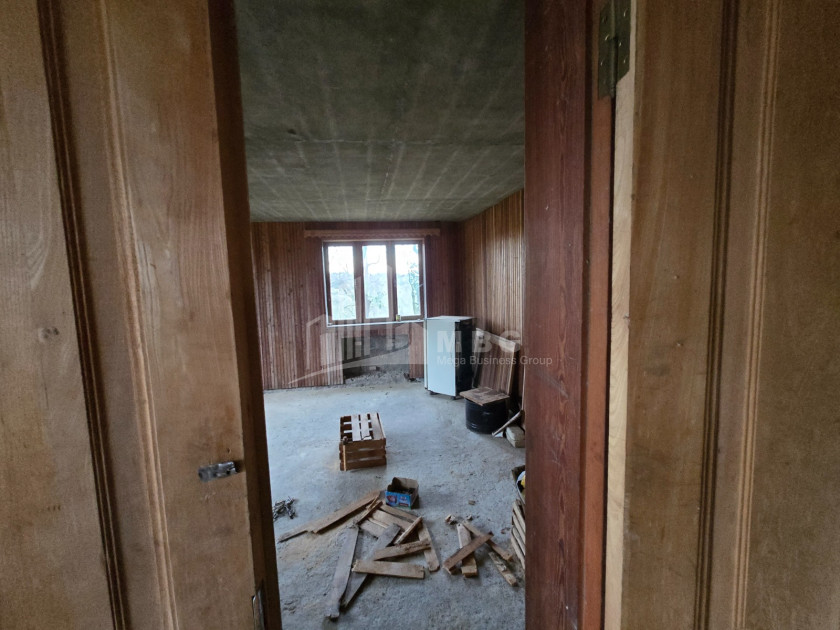 იყიდება ძველი აშენებული სახლი - აგარაკი ზემო ნატანებში, ოზურგეთი