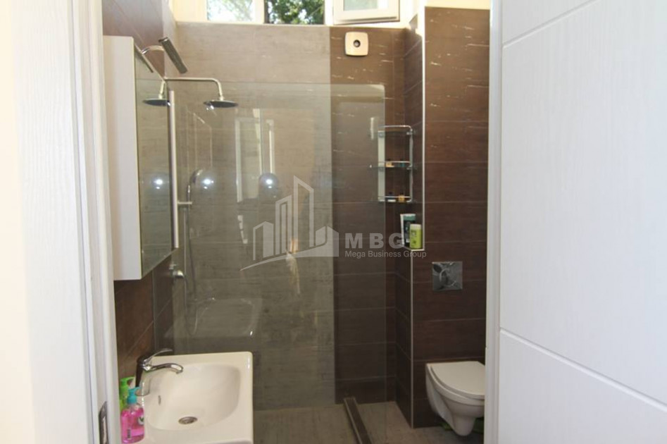For Rent Flat, in Sololaki