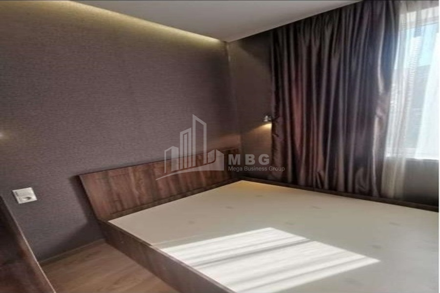 იყიდება ბინა, საბურთალო