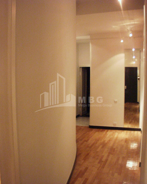 For Sale Flat, in Nadzaladevi