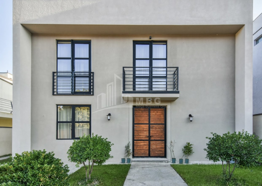 For Sale House - Villa, in Okrokana