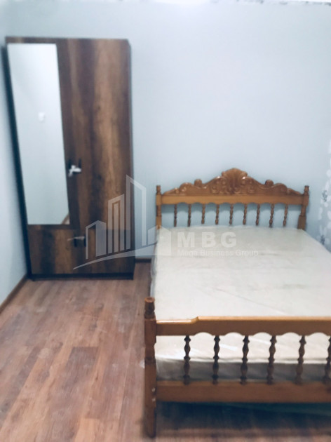 For Sale Flat, in Vedzisi