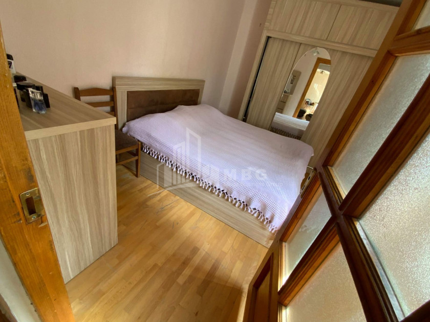 For Sale Flat, in Gldani Massive