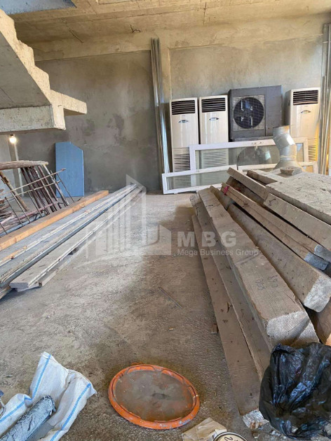 For Rent Витражный фасад Commercial, in Gldani Massive