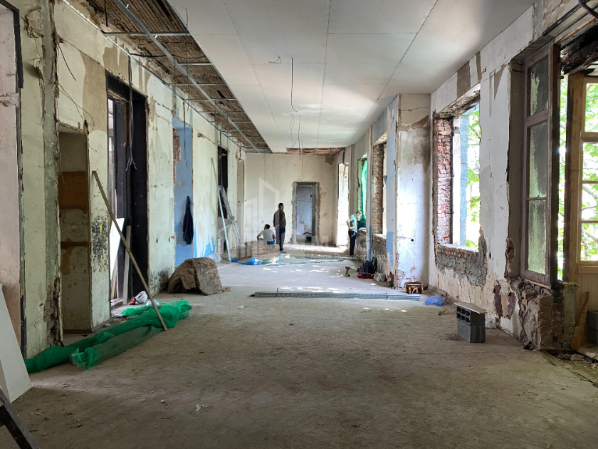 For Sale Hostel - Guesthouse Commercial, in Sololaki