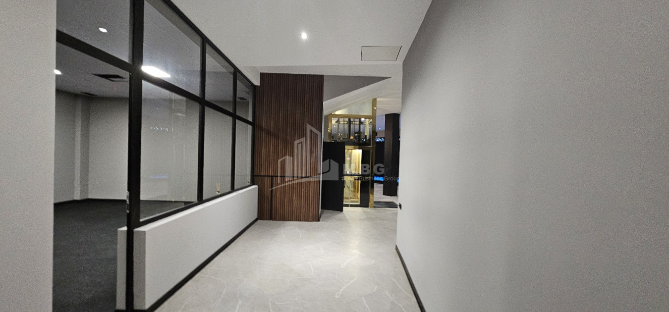 For Sale Flat, in Saburtalo