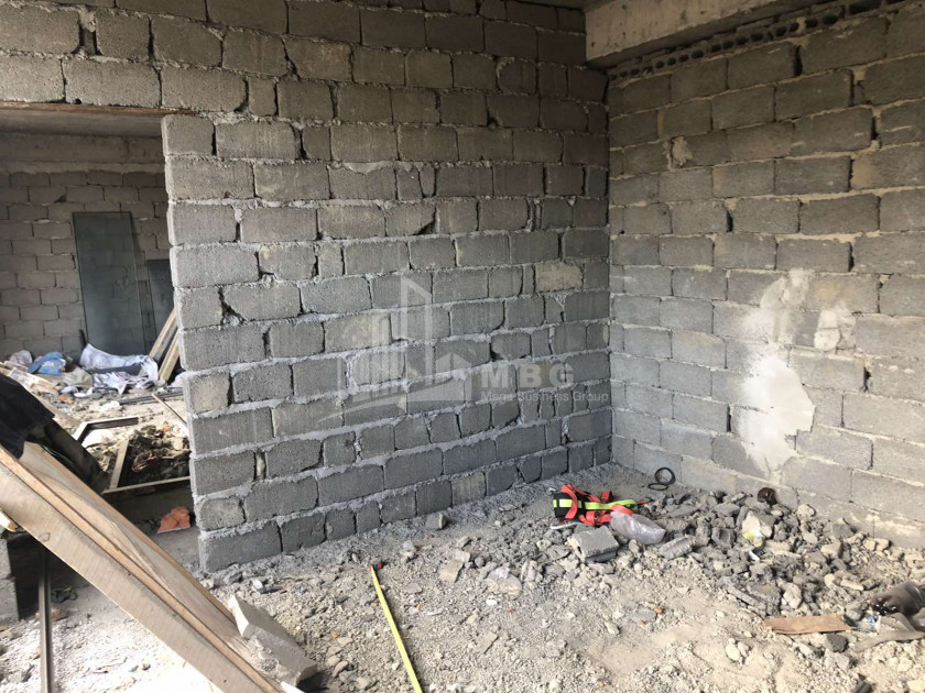 For Sale Flat, in Sanzona