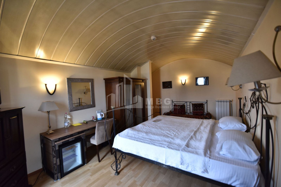 For Rent Hotel - Resort Commercial, in Mtatsminda District