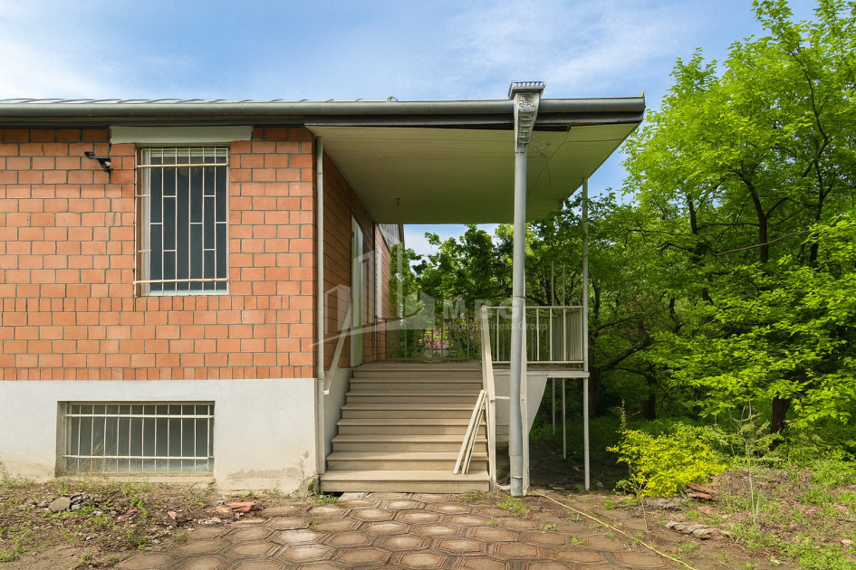 For Sale Commercial Village Dighomi Saburtalo District Tbilisi