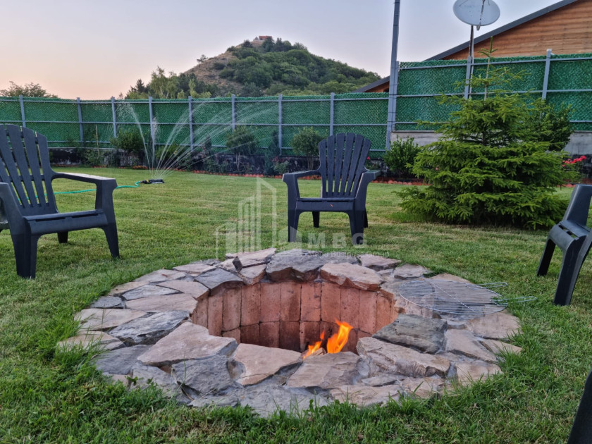 Продается Дом - Вилла В Коджори, Мтацминда Район