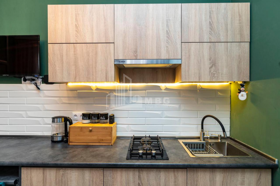 For Sale Flat, in Mtatsminda