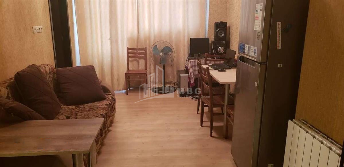 For Sale Flat, in Varketili